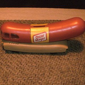 Collectible Vintage Retro Oscar Mayer Wiener Mobile Toy Coin Bank Plastic 10”